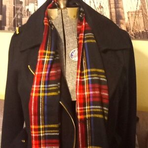 Perry Ellis Fine Muffler Scarf